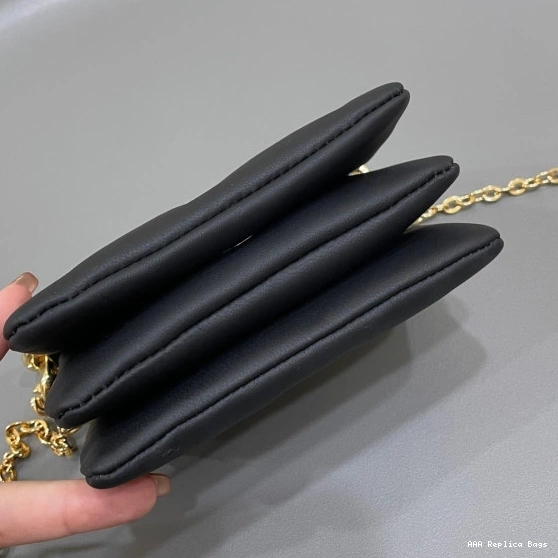 Aaa replica ru VUITTON Coussin LOUIS Beltbag 0805